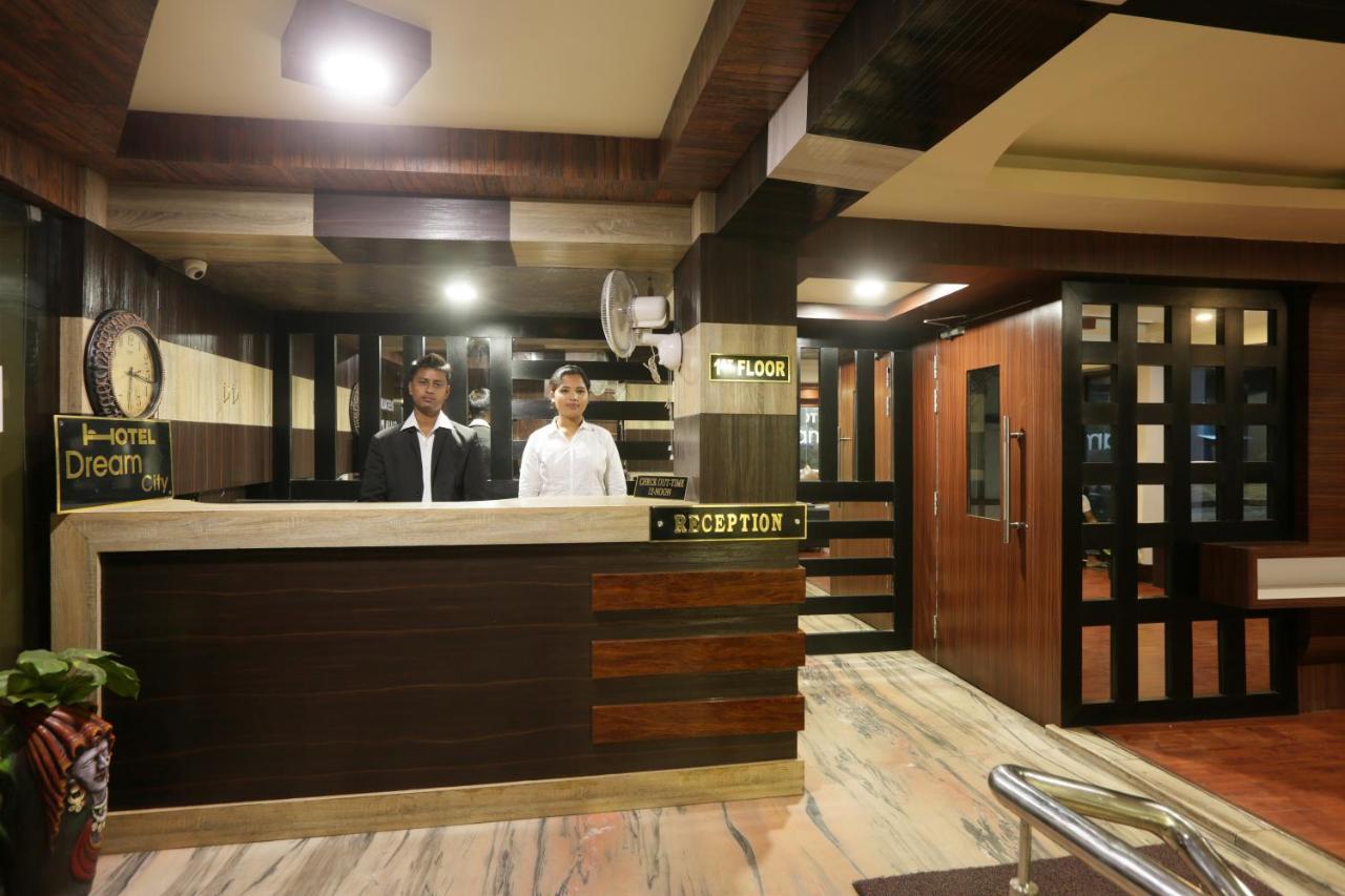 Hotel Dream City Guwahati Ngoại thất bức ảnh