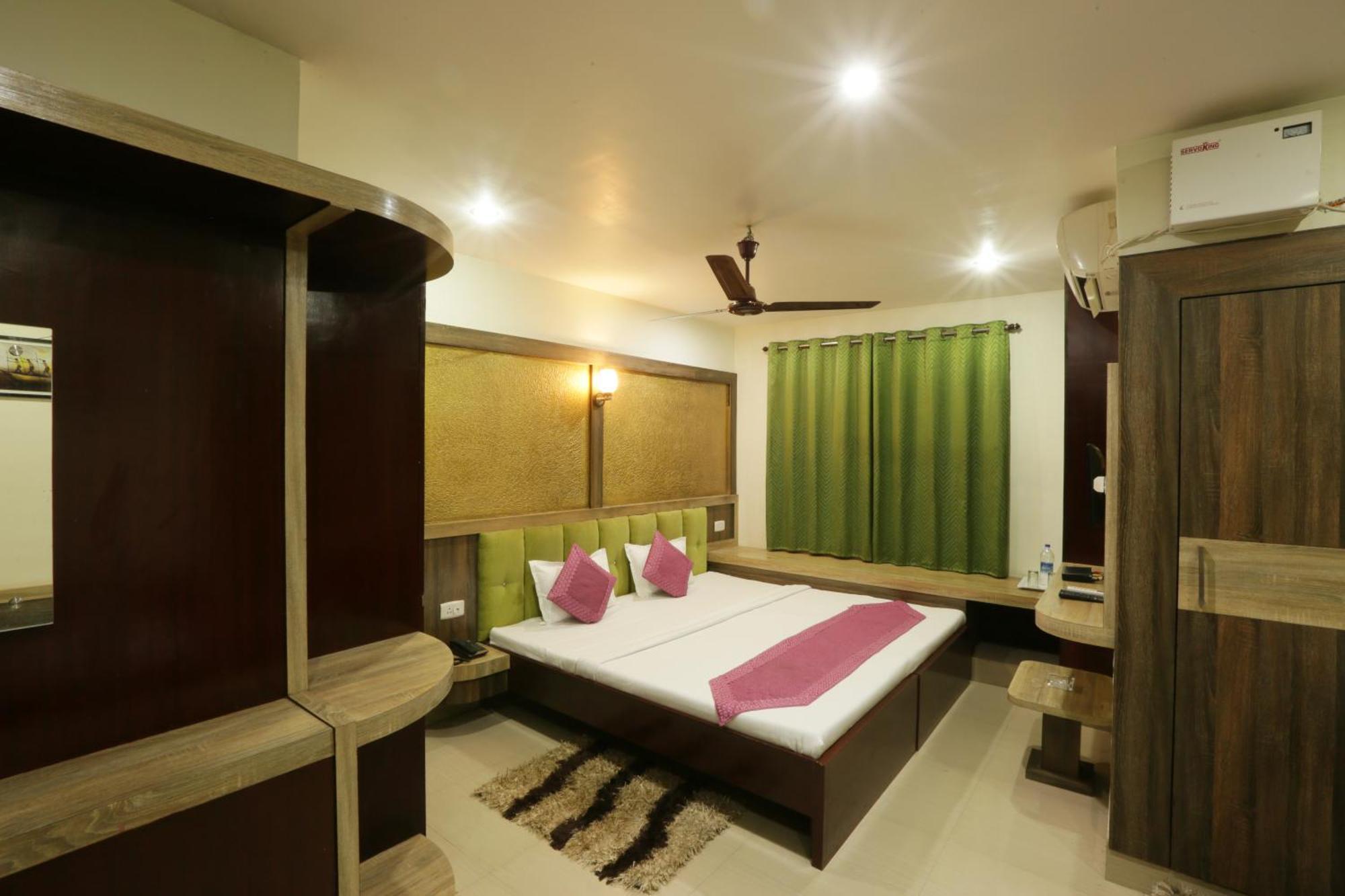 Hotel Dream City Guwahati Ngoại thất bức ảnh