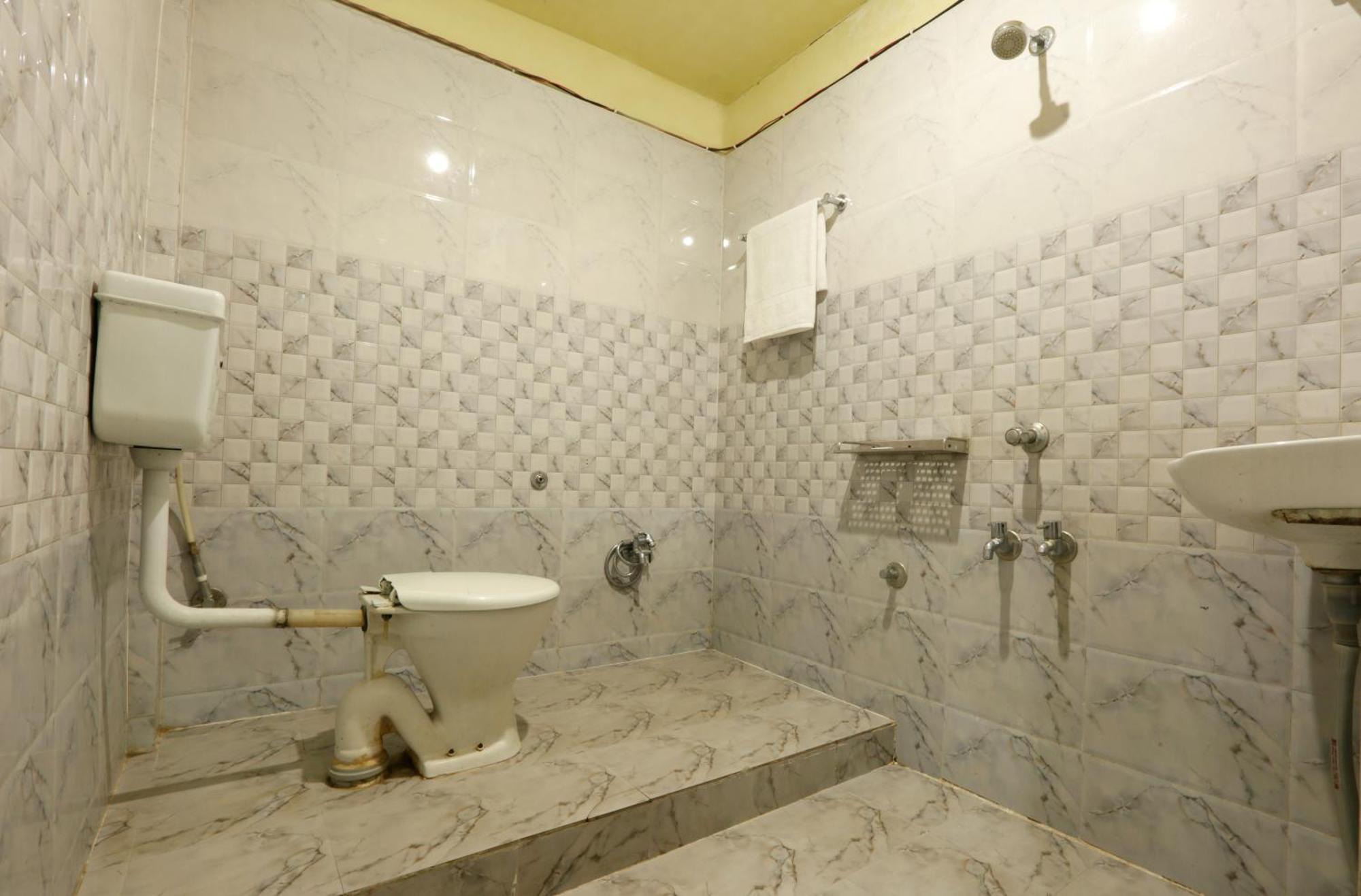 Hotel Dream City Guwahati Ngoại thất bức ảnh